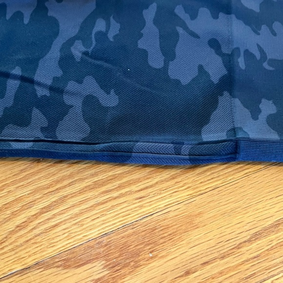 Spanx EcoCare Seamless Spanx Leggings Black Camo size XSmall NWT - Picture 7 of 9